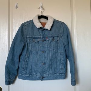 LEVI’S Denim Sherpa Trucker Jacket
